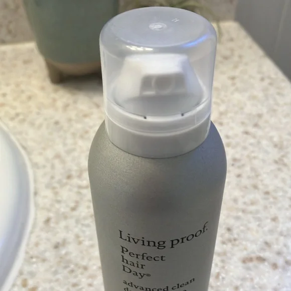 Living proof • dry shampoo - Picture 4 of 4